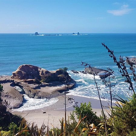The Hole In The Rock Yurt Hotel Cape Foulwind Bagian luar foto