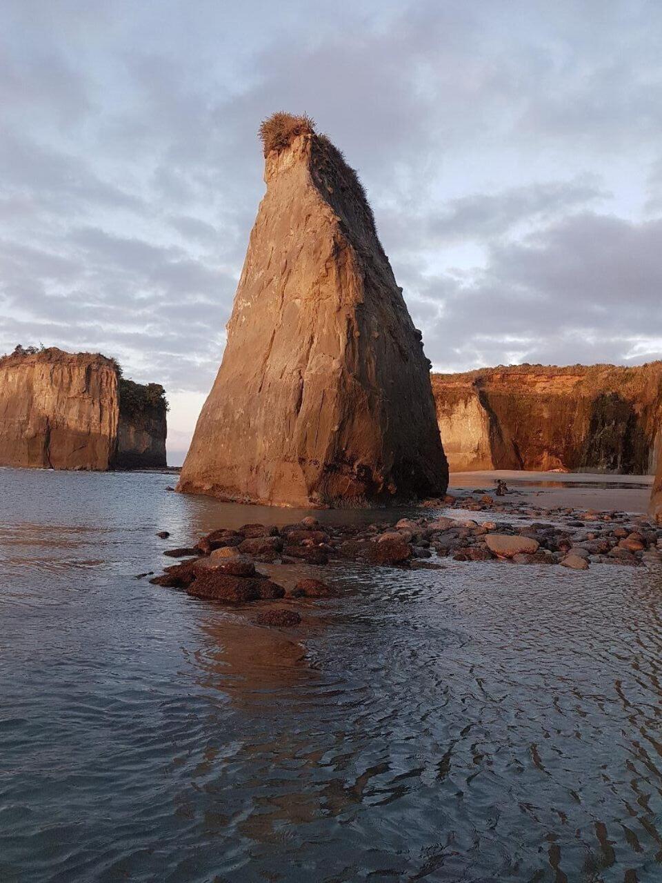 The Hole In The Rock Yurt Hotel Cape Foulwind Bagian luar foto